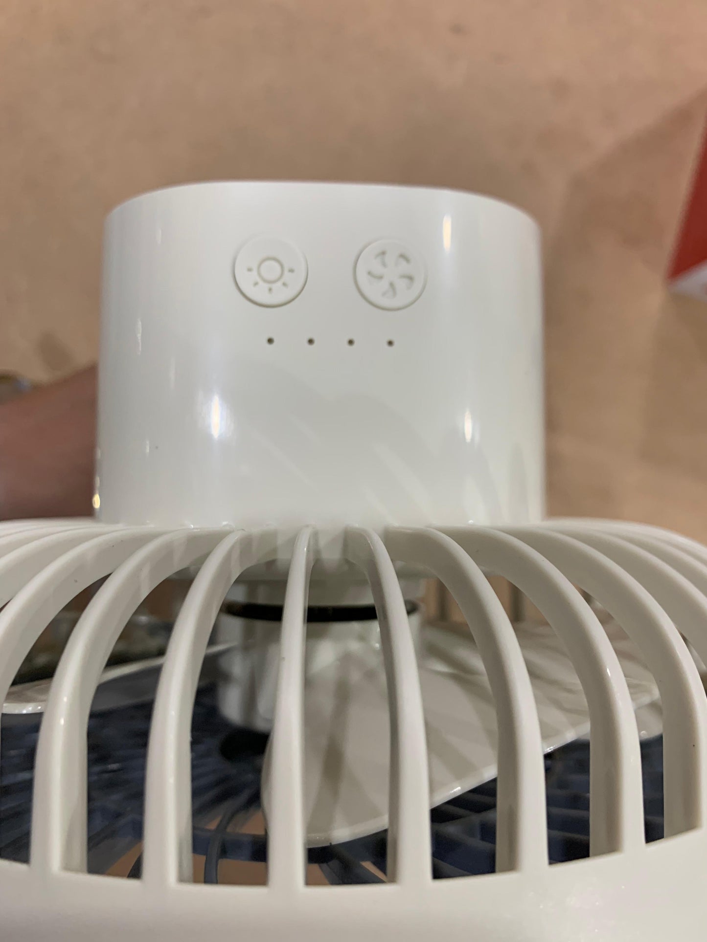 Rechargeable mini fan