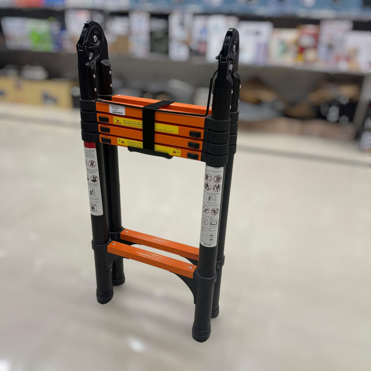 Black Telescopic Foldable Aluminum Ladders
