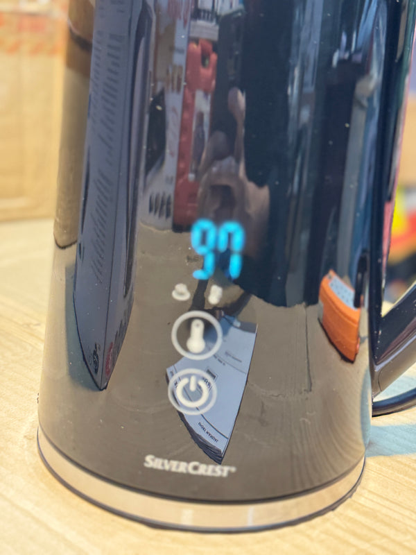 silver electric kettle