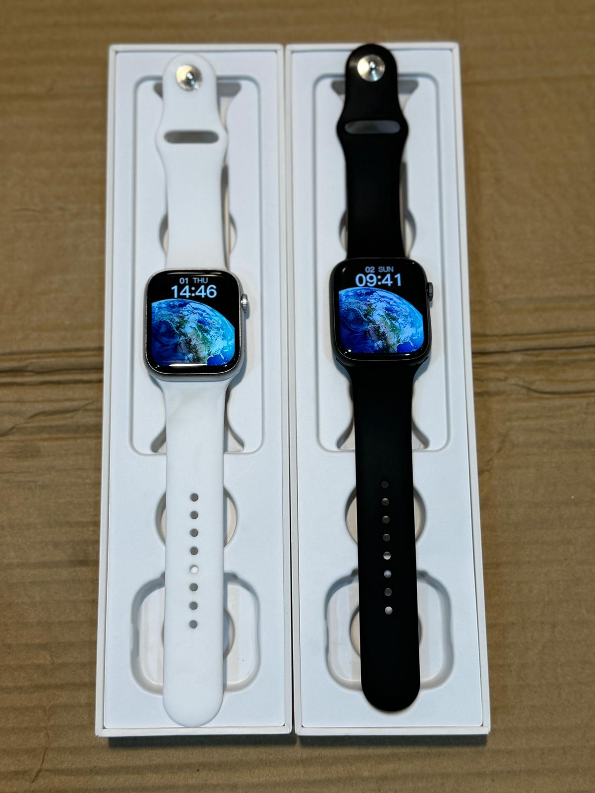 Apple smart watch series 8