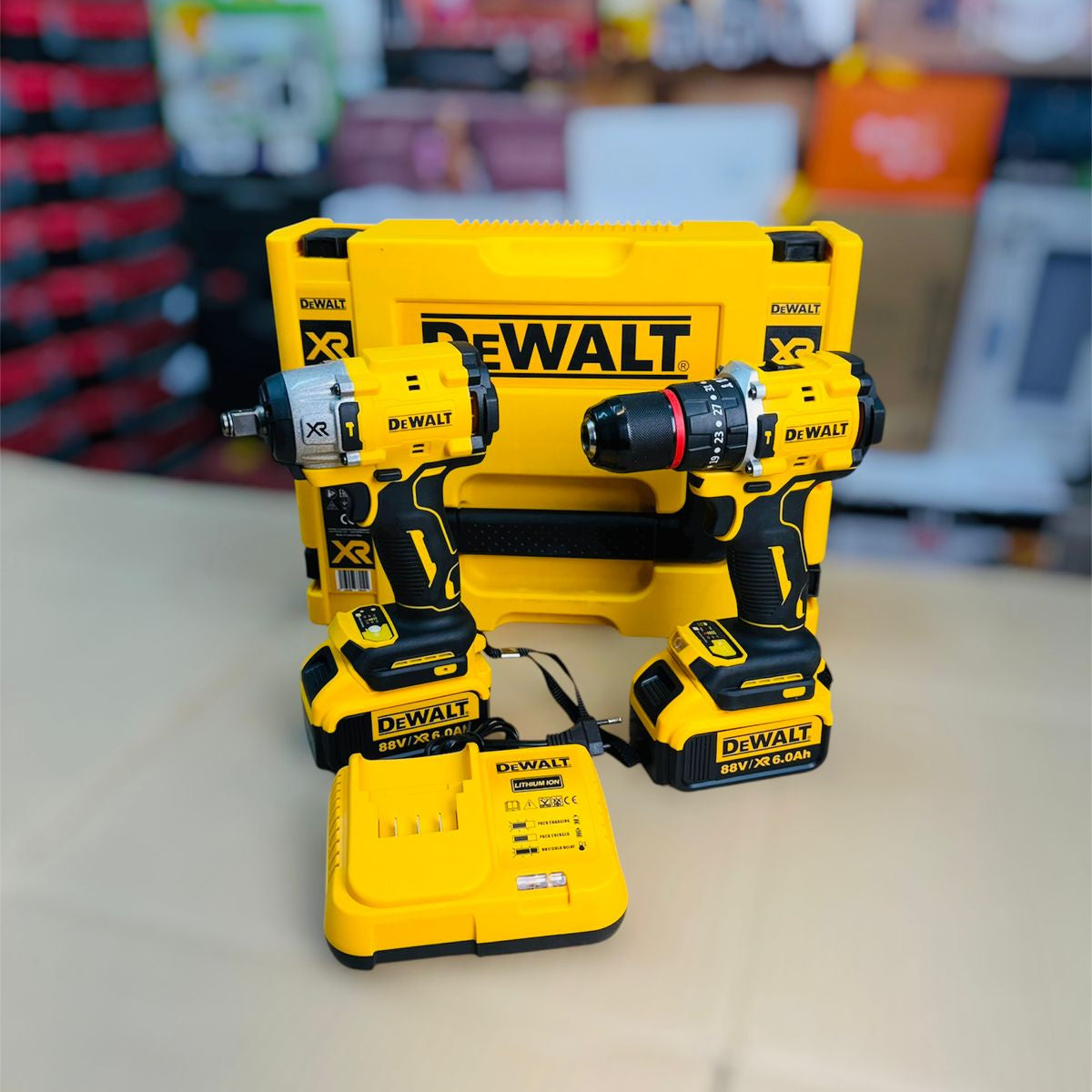 Dewalt 2 in 1 drill & impact wench ( made in CZECH REPULIC )