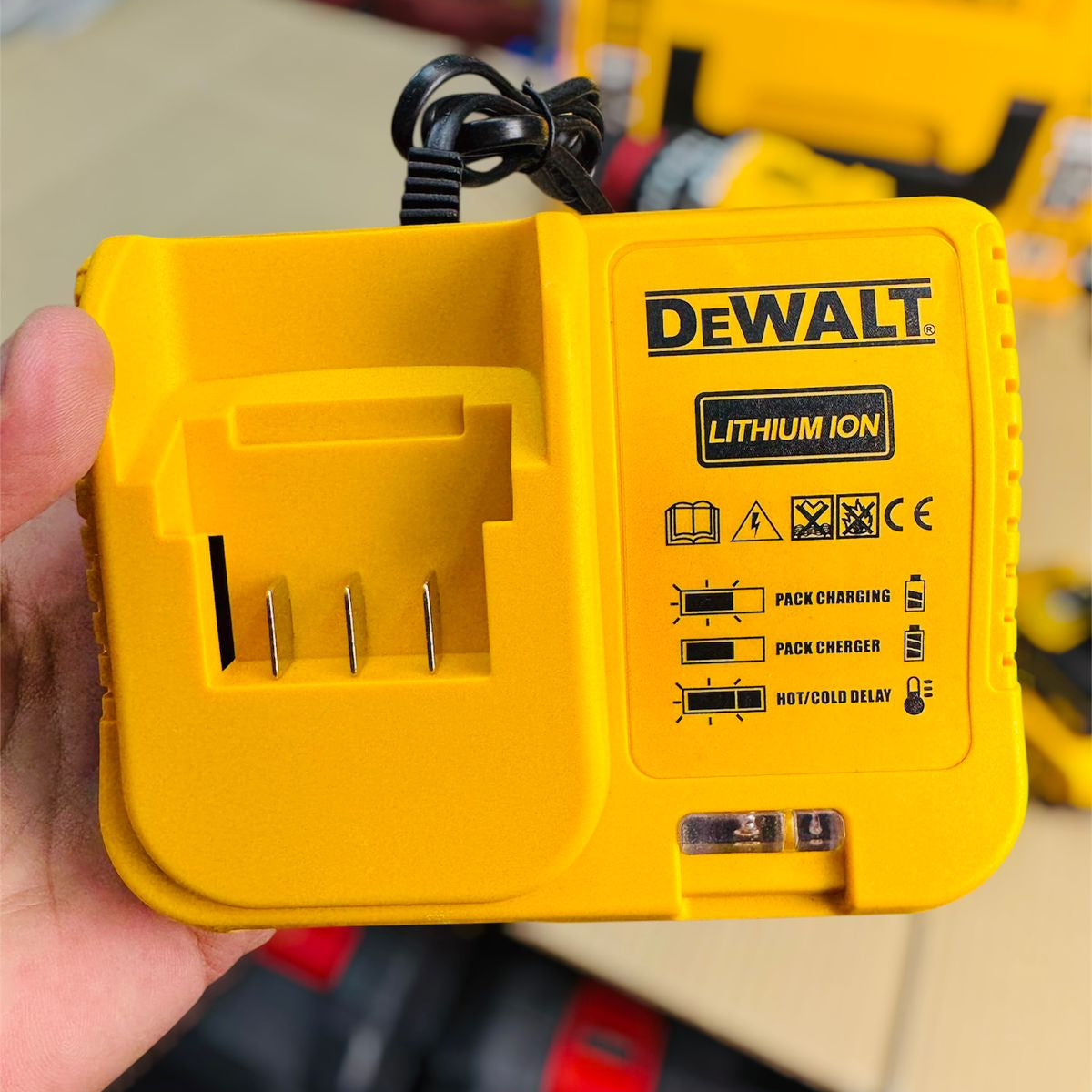 Dewalt 2 in 1 drill & impact wench ( made in CZECH REPULIC )