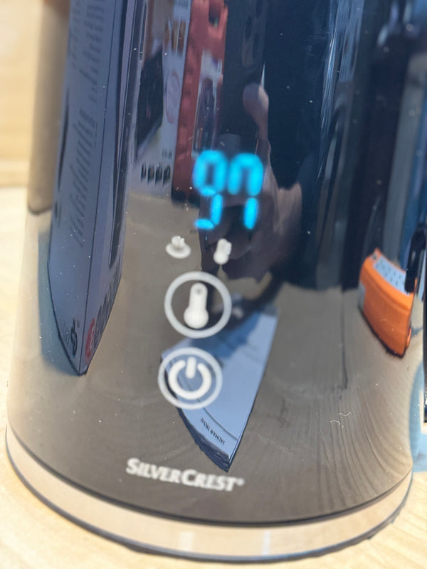 silver electric kettle