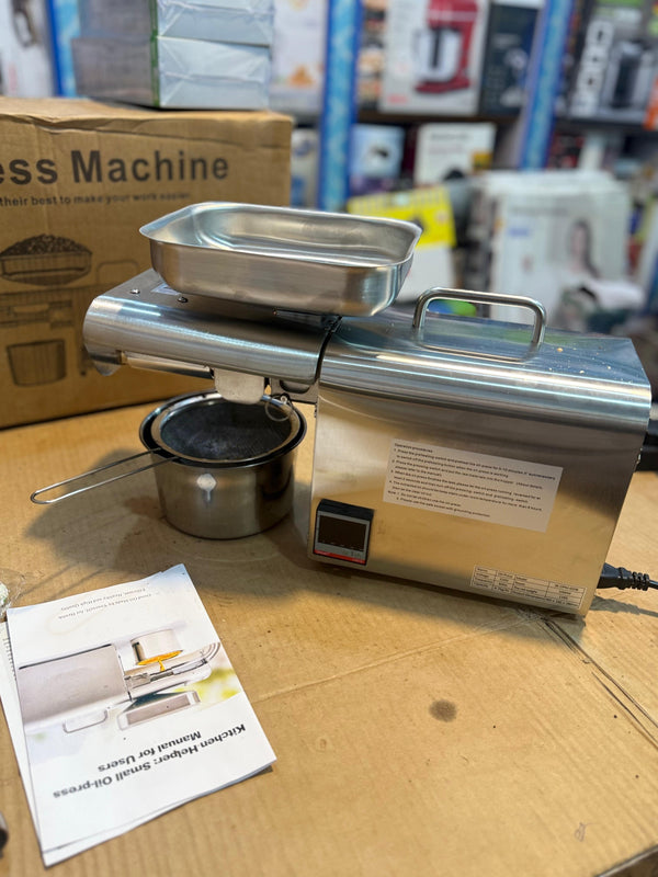 Oil press Machine Digital Model For commercial use. 1000 watt