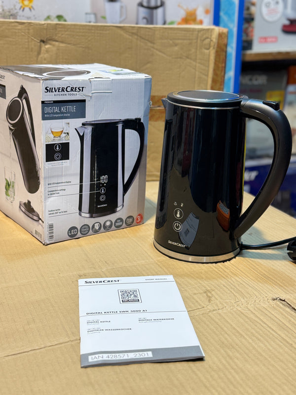 silver electric kettle