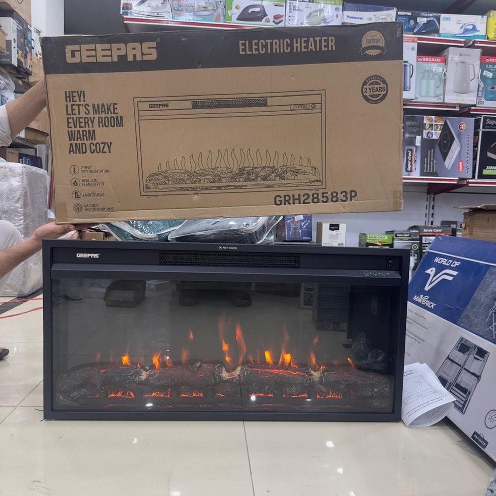 Geepas Real Log Flame Effect Electric Heater 28583