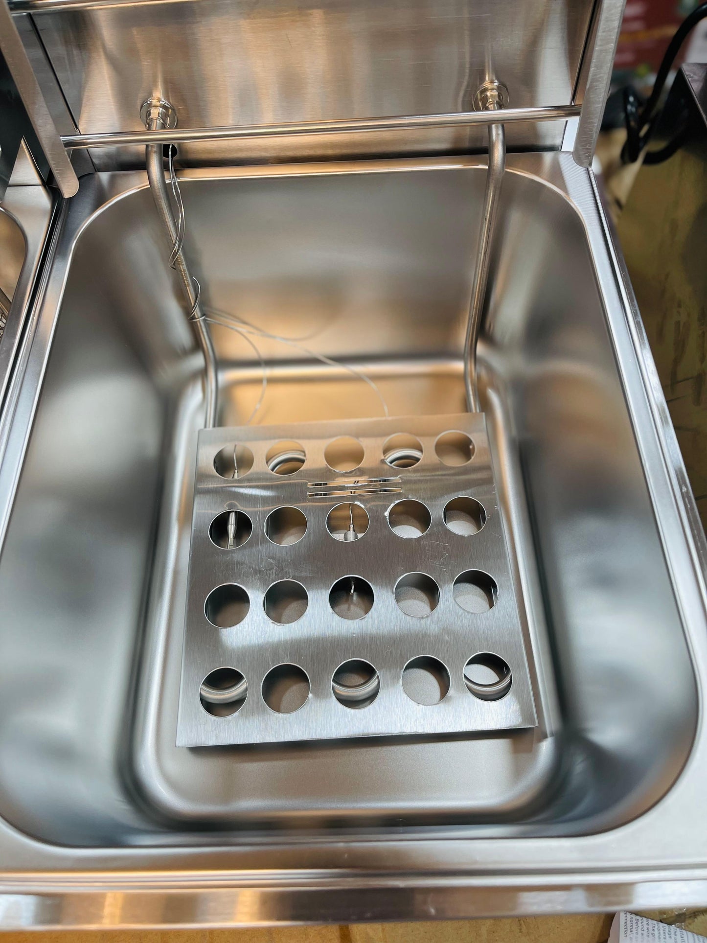 Avinas Electric Deep Fryer 2 modal