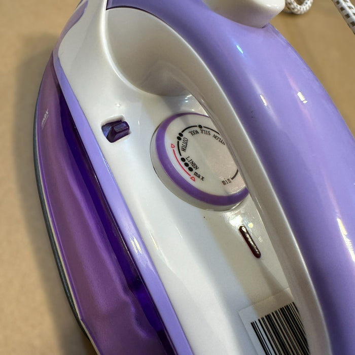 Geepas Travel Iron 7805