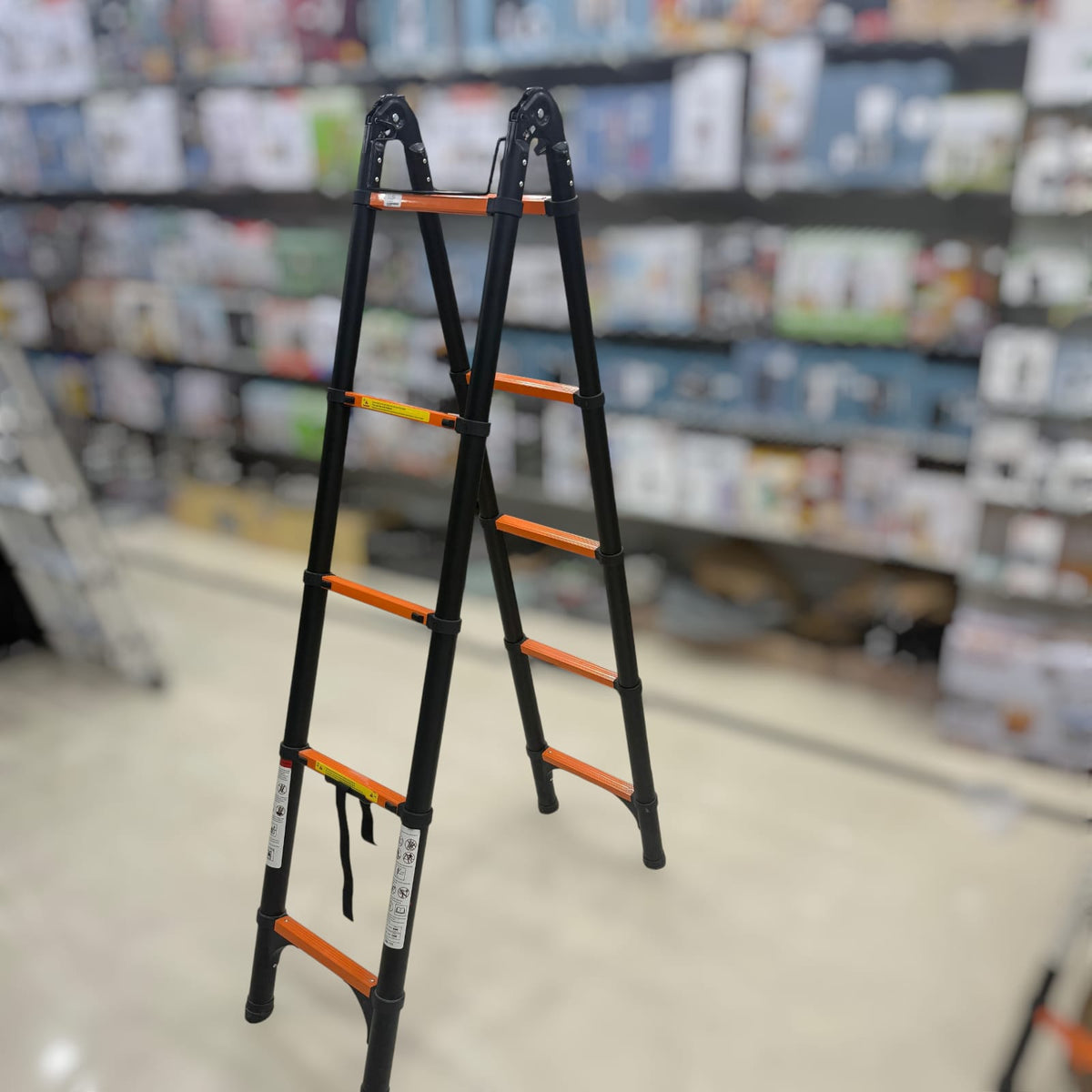 Black Telescopic Foldable Aluminum Ladders