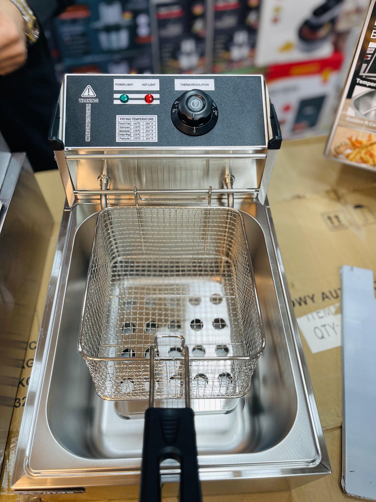 Avinas Electric Deep Fryer 2 modal