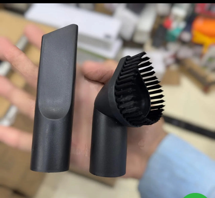 Geepas 25L Wet & Dry Vacuum Cleaner & Blower 19011