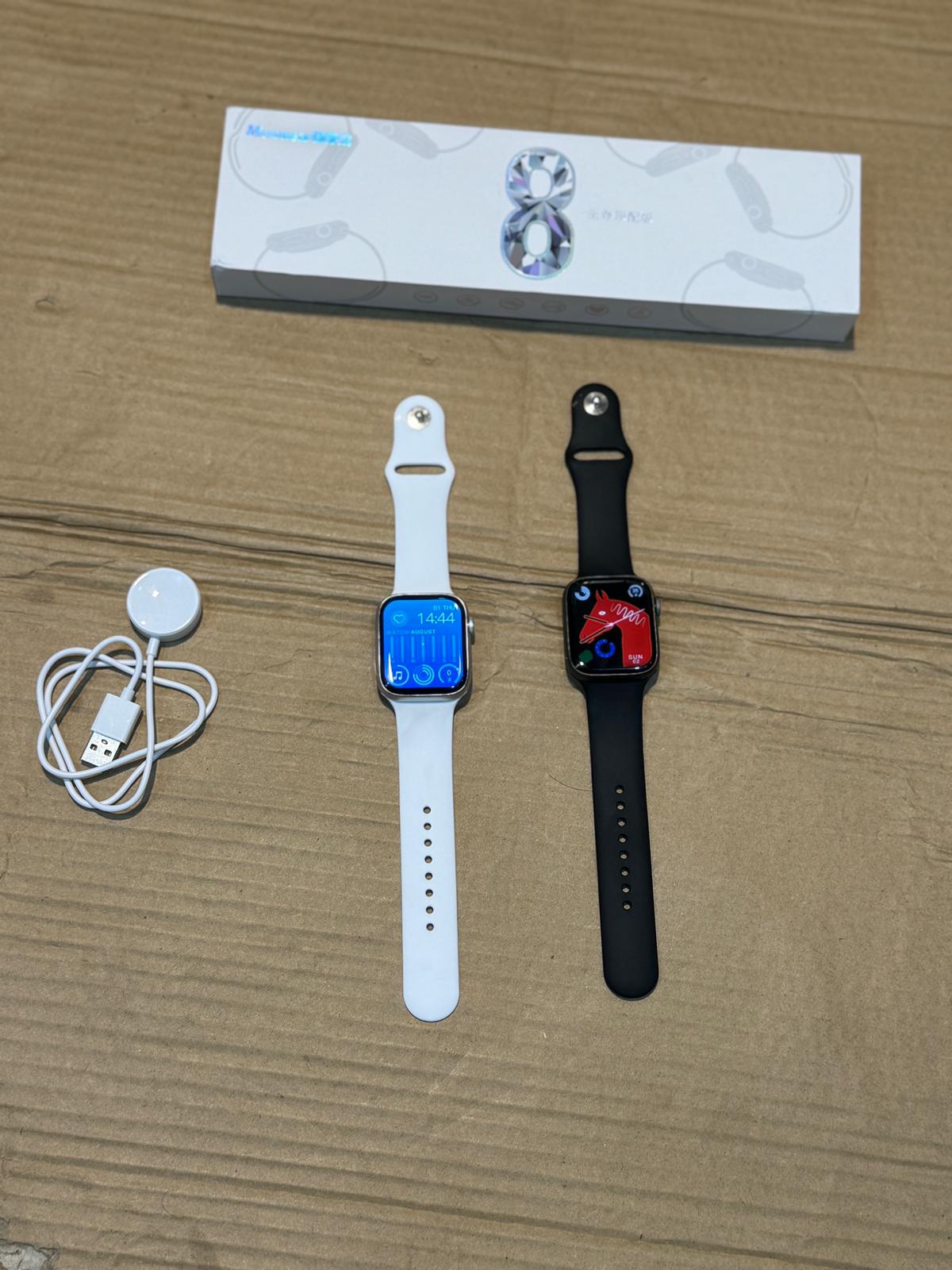 Apple smart watch series 8