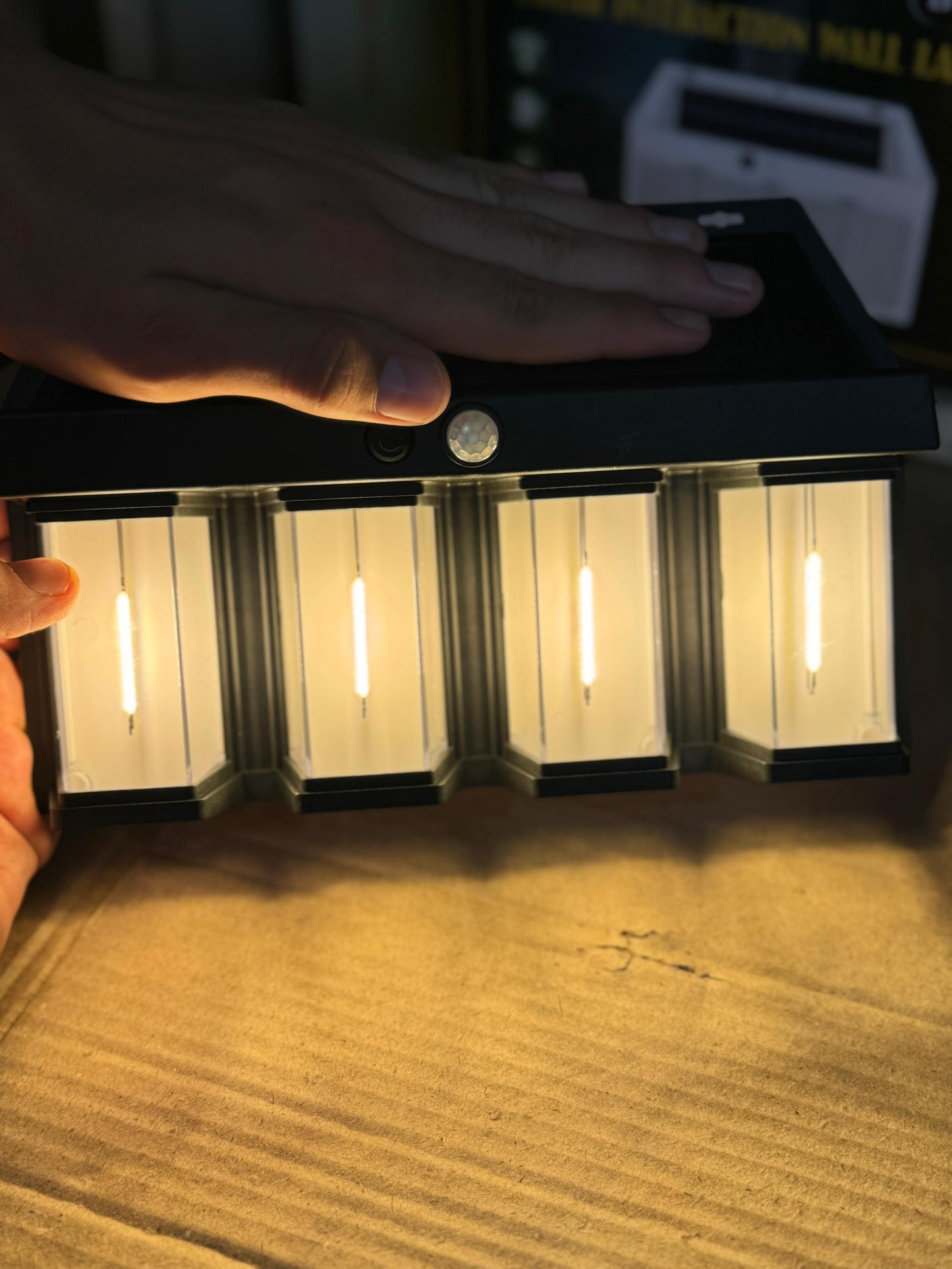 Solar wall limp 1500MAH